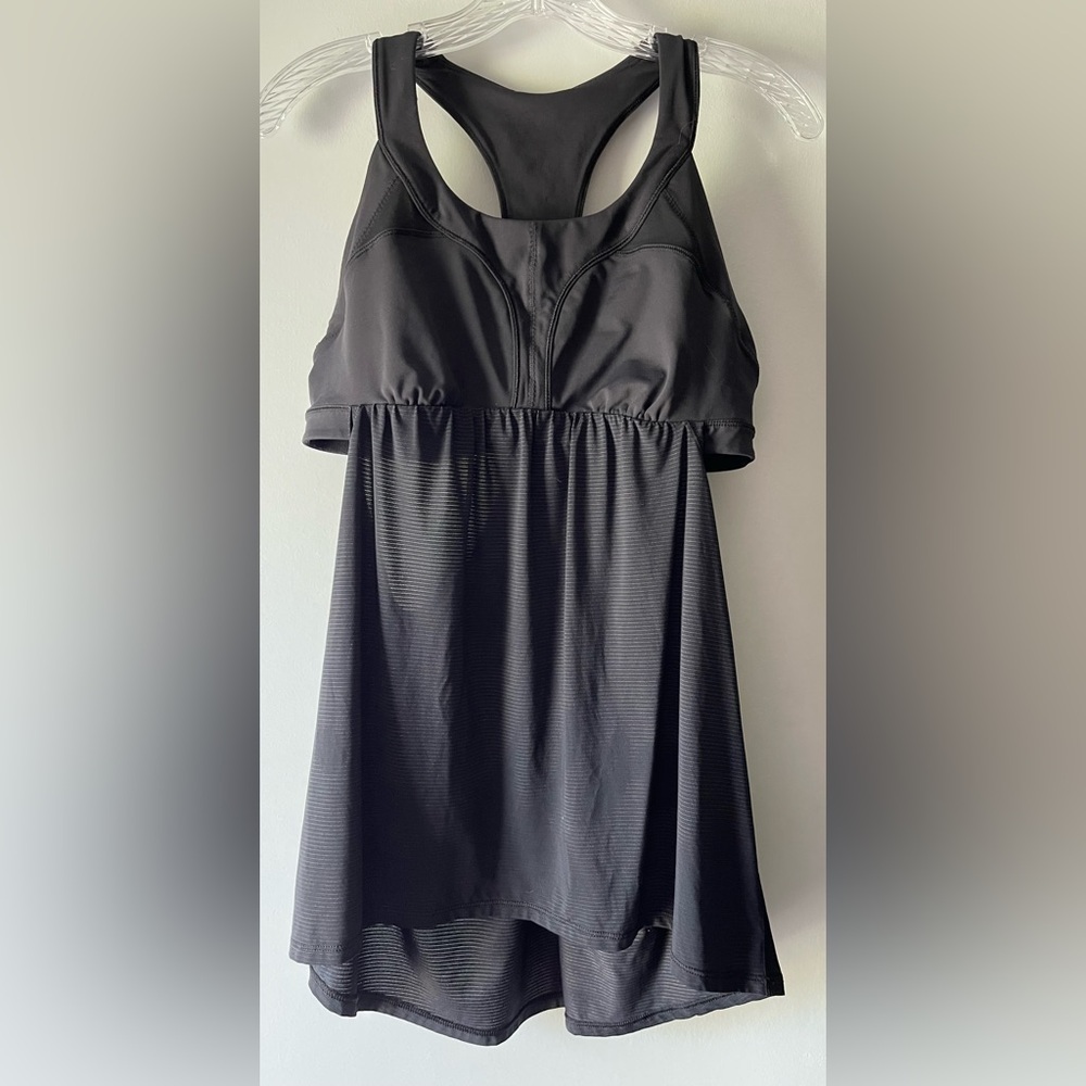 LULULEMON 2 IN 1 RUN ACTIVE LONG TANK TOP IN BLACK & STRIPED - LADIES SIZE 12